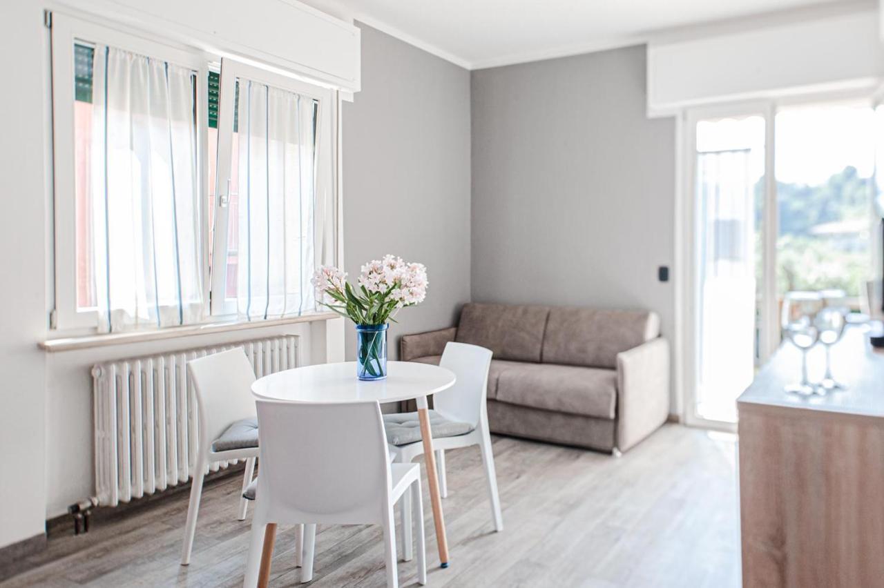 Casa Simone Apartment มัลเชซิเน ภายนอก รูปภาพ