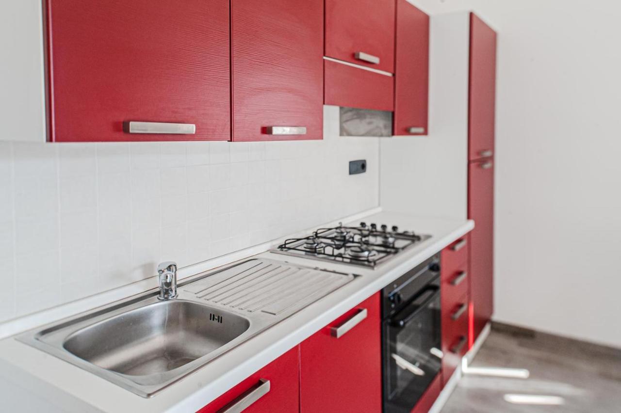 Casa Simone Apartment มัลเชซิเน ภายนอก รูปภาพ