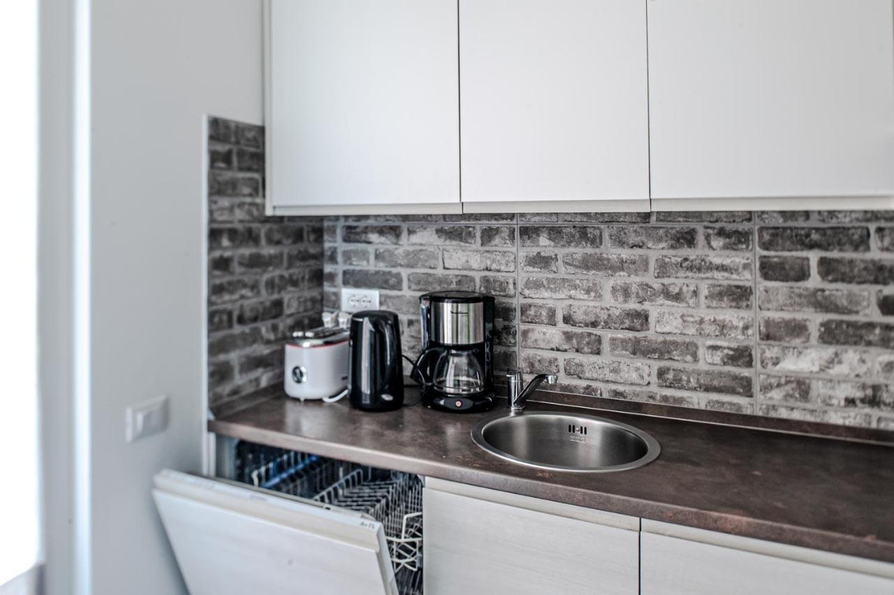 Casa Simone Apartment มัลเชซิเน ภายนอก รูปภาพ
