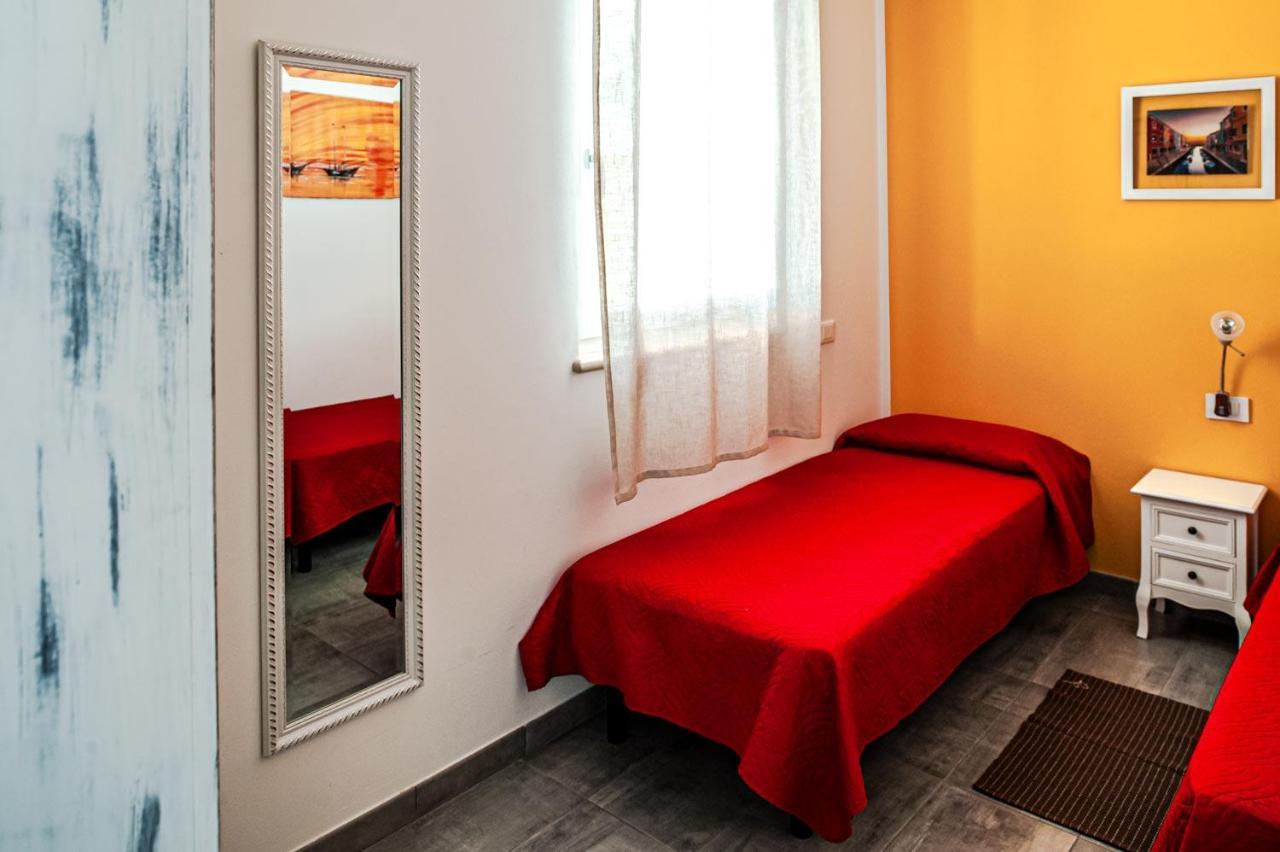 Casa Simone Apartment มัลเชซิเน ภายนอก รูปภาพ