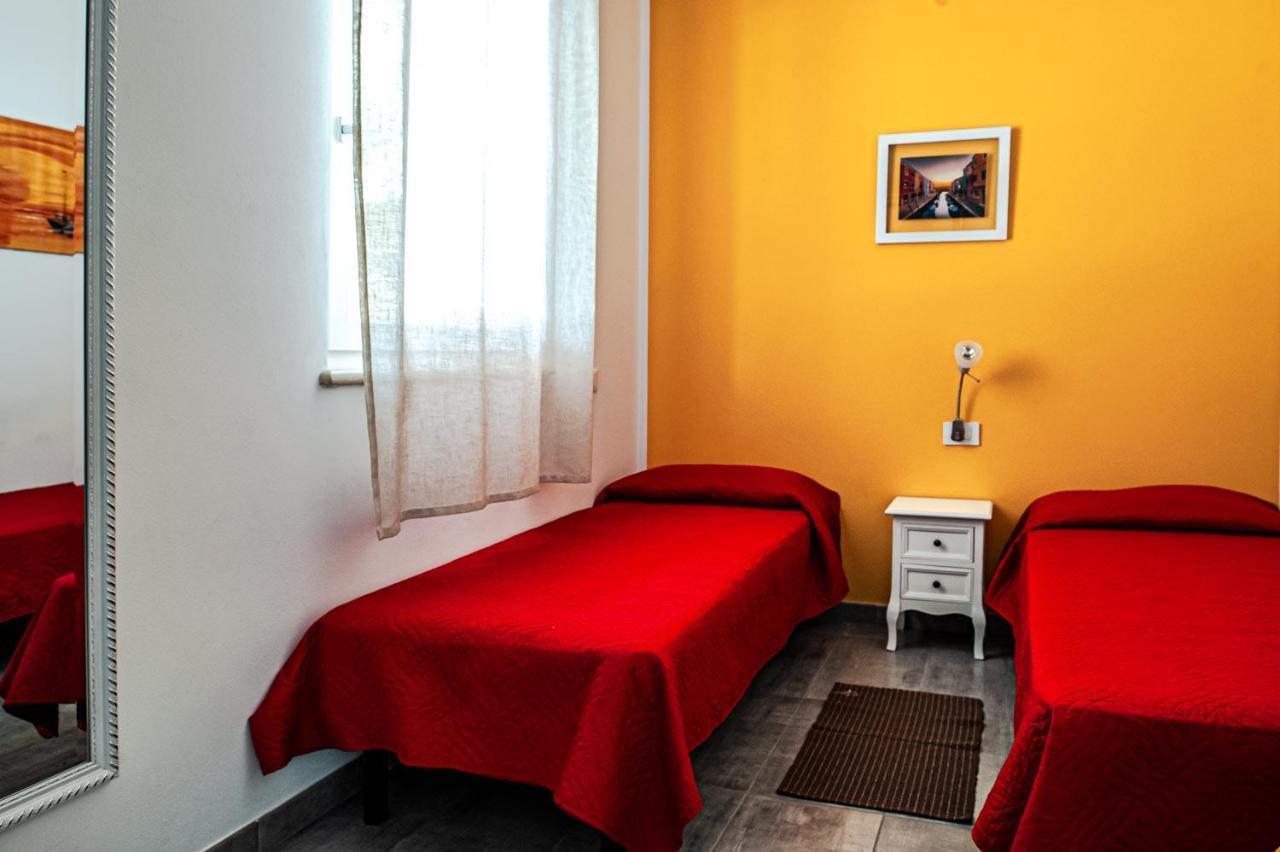 Casa Simone Apartment มัลเชซิเน ภายนอก รูปภาพ