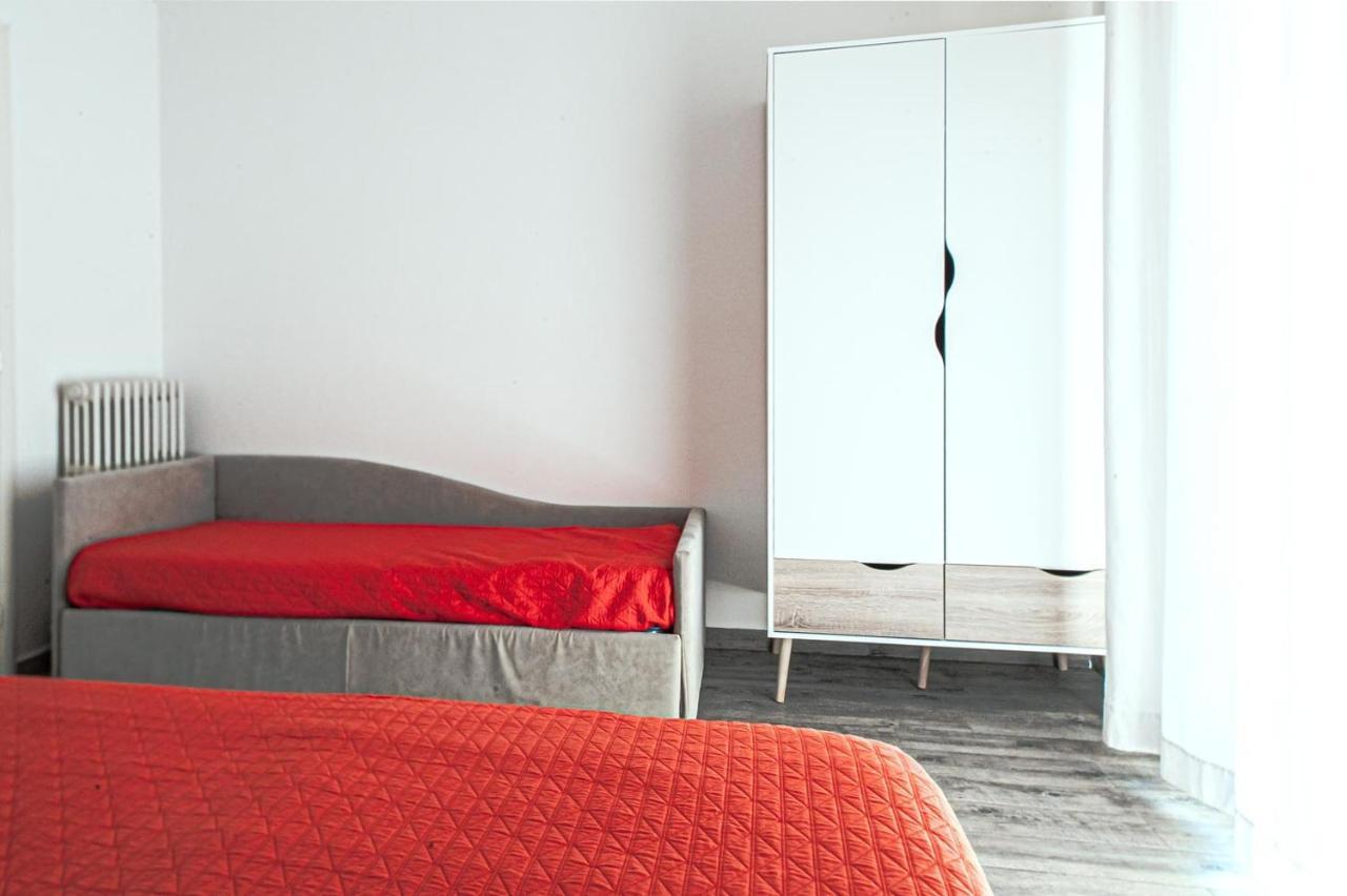 Casa Simone Apartment มัลเชซิเน ภายนอก รูปภาพ