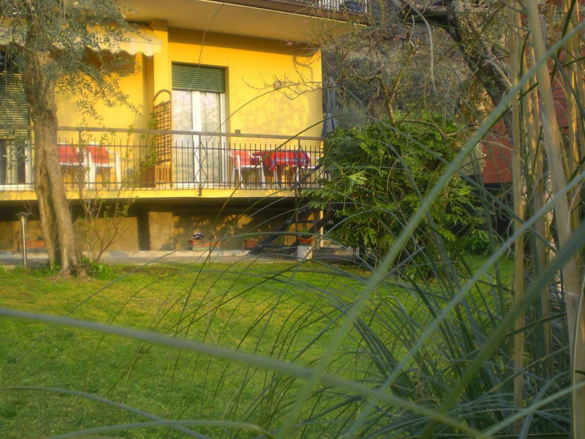 Casa Simone Apartment มัลเชซิเน ภายนอก รูปภาพ